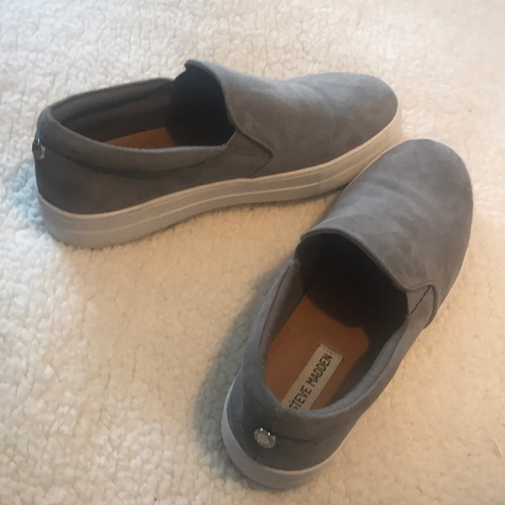 steve madden gray suede platform slip on shoes